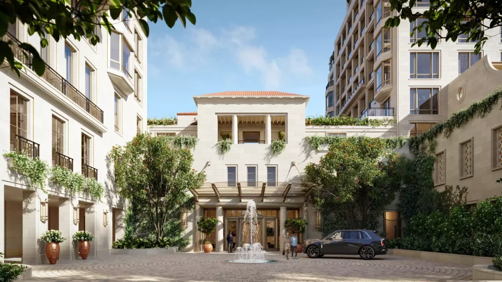EXT03_Motor Court Entrance.jpg